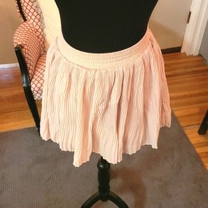 La Hearts powder pink pleated short skirt size sma